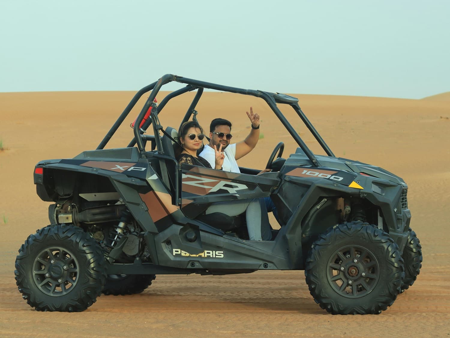 Dune buggy Dubai self-drive across golden dunes